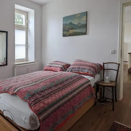 Terrassenwohnung In Historischem Brauereigebaeude Mit Blick Ins Gruene 아파트