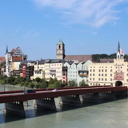 Apartment Terrassenwohnung In Historischem Brauereigebaeude Mit Blick Ins Gruene