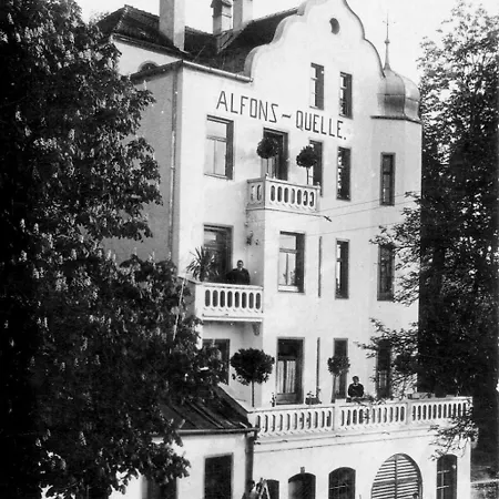 Apartment Terrassenwohnung In Historischem Brauereigebaeude Mit Blick Ins Gruene *
